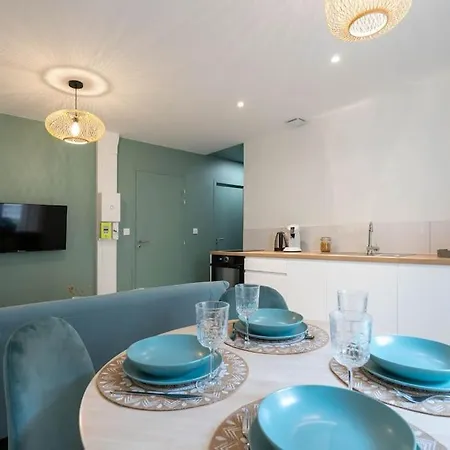 Le Coussin Lyonnais, T2 Coeur Apartment Anse