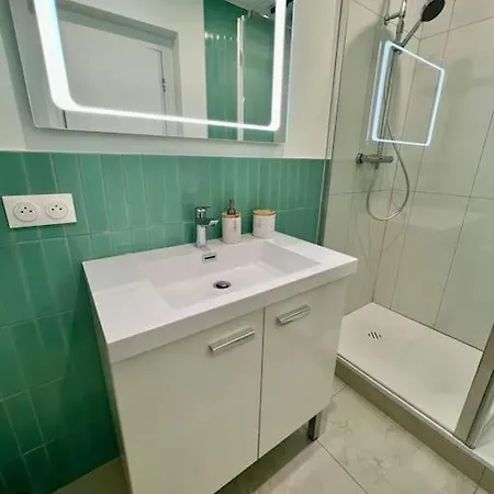 Le Coussin Lyonnais, T2 Coeur Apartment *